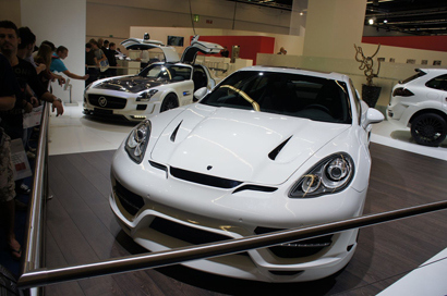 BOND TOURS - イイムラ&デビが行く ドタバタドイツチューナー巡り&2011フランクフルトモーターショー! iaa2011