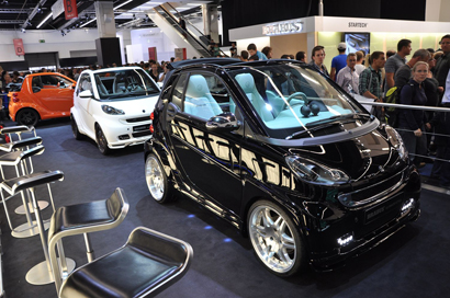 BOND TOURS - イイムラ&デビが行く ドタバタドイツチューナー巡り&2011フランクフルトモーターショー! iaa2011