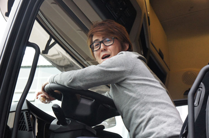 BOND TOURS - イイムラ&デビが行く ドタバタドイツチューナー巡り&2011フランクフルトモーターショー! iaa2011