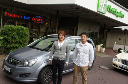 BOND TOURS - イイムラ&デビが行く ドタバタドイツチューナー巡り&2011フランクフルトモーターショー! iaa2011