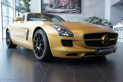 BOND TOURS - イイムラ&デビが行く ドタバタドイツチューナー巡り&2011フランクフルトモーターショー! iaa2011