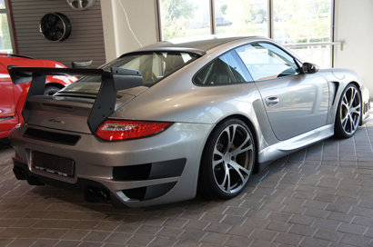 BOND TOURS - イイムラ&デビが行く ドタバタドイツチューナー巡り&2011フランクフルトモーターショー! iaa2011