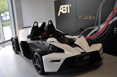BOND TOURS - イイムラ&デビが行く ドタバタドイツチューナー巡り&2011フランクフルトモーターショー! iaa2011