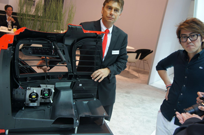 BOND TOURS - イイムラ&デビが行く ドタバタドイツチューナー巡り&2011フランクフルトモーターショー! iaa2011